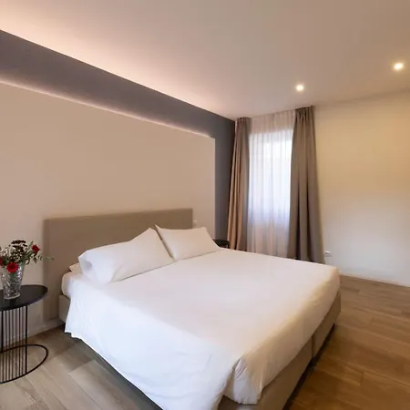 Casa Coppa Maple