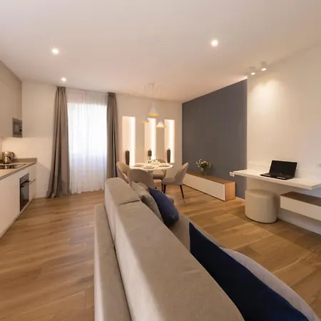 Casa Coppa Maple