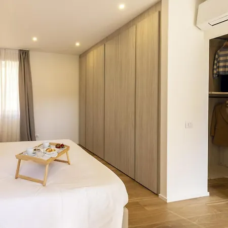 Casa Coppa Maple